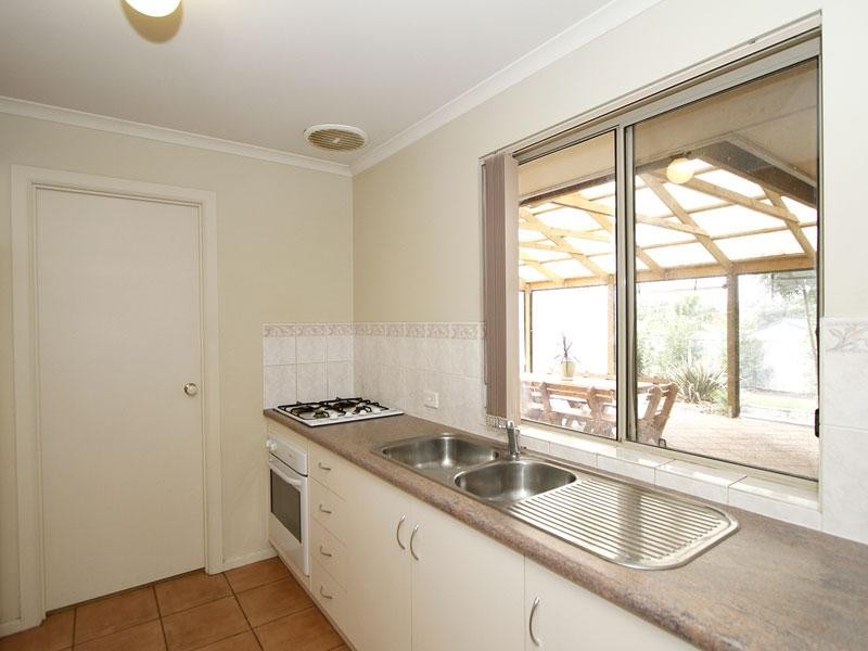 22 Simone Crescent, Morphett Vale SA 5162