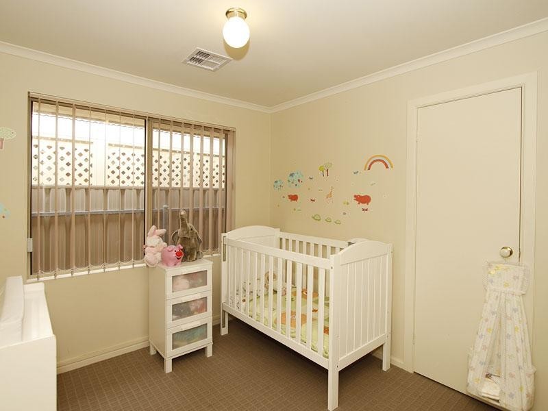 22 Simone Crescent, Morphett Vale SA 5162