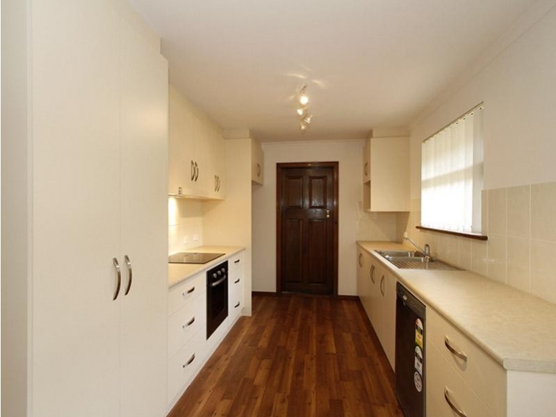 31 Torrens Street, Happy Valley SA 5159