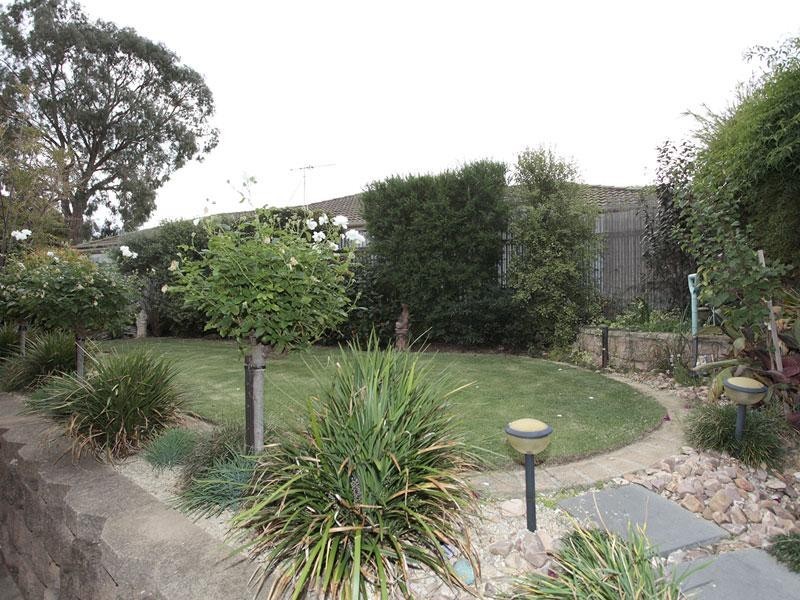 9 Kingsbridge Drive, Morphett Vale SA 5162