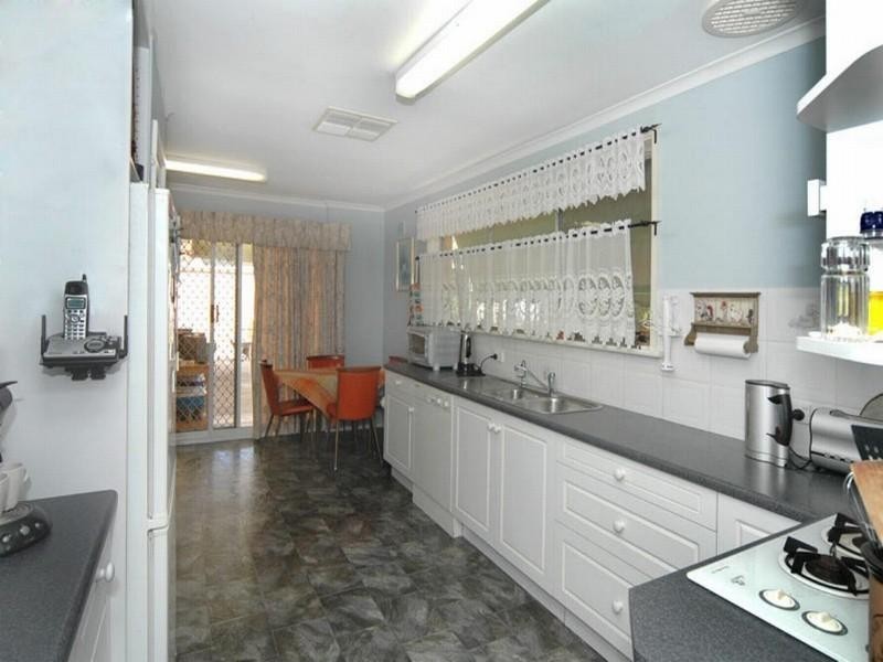 2 Alders Drive, Happy Valley SA 5159