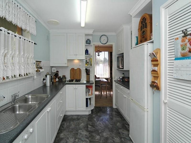 2 Alders Drive, Happy Valley SA 5159