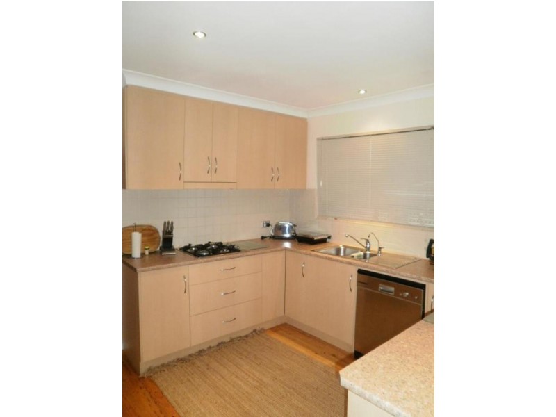 40 Tania Drive, Aberfoyle Park SA 5159