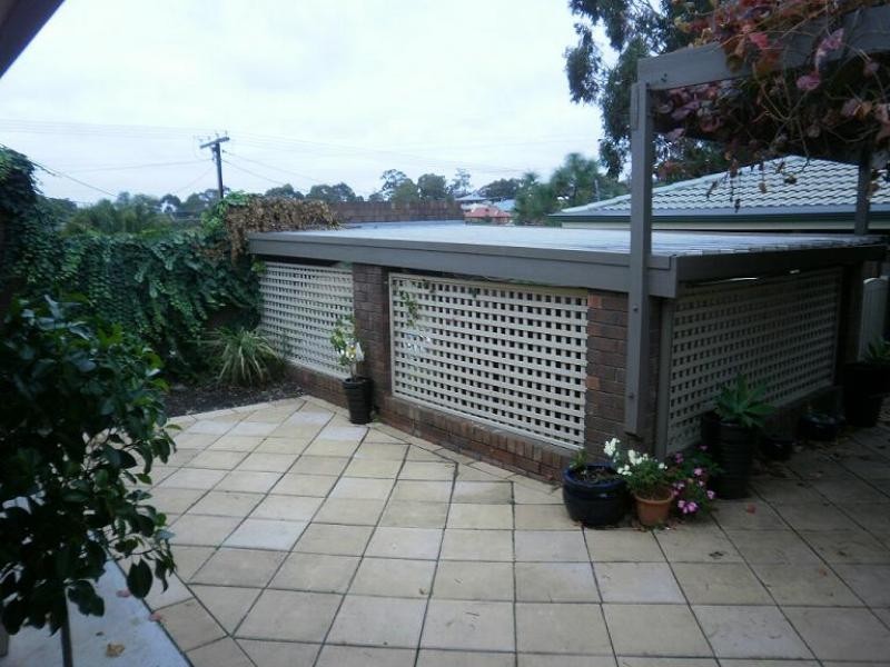40 Tania Drive, Aberfoyle Park SA 5159