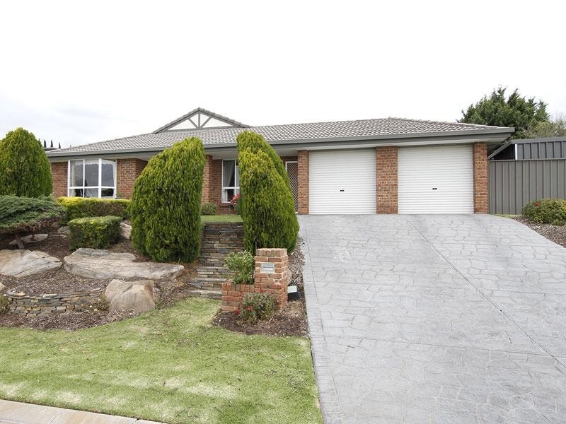 2 Jutland Parade, Woodcroft SA 5162