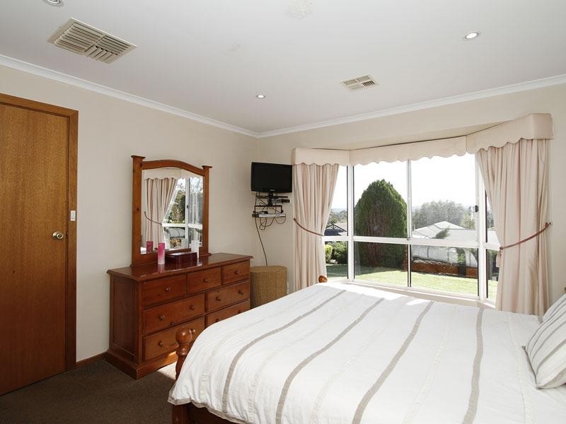 2 Jutland Parade, Woodcroft SA 5162