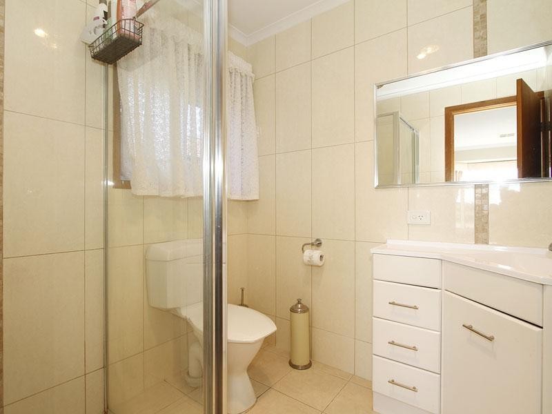 2 Jutland Parade, Woodcroft SA 5162