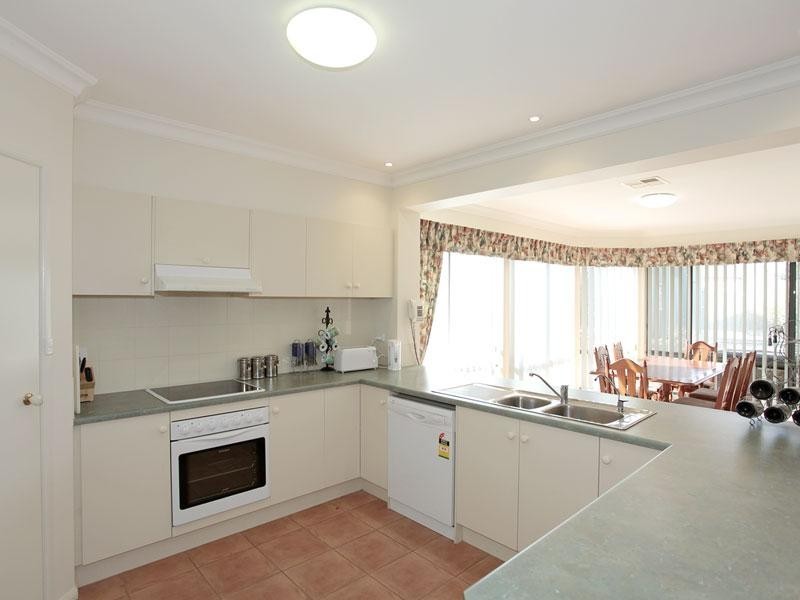122 Esplanade, Aldinga Beach SA 5173