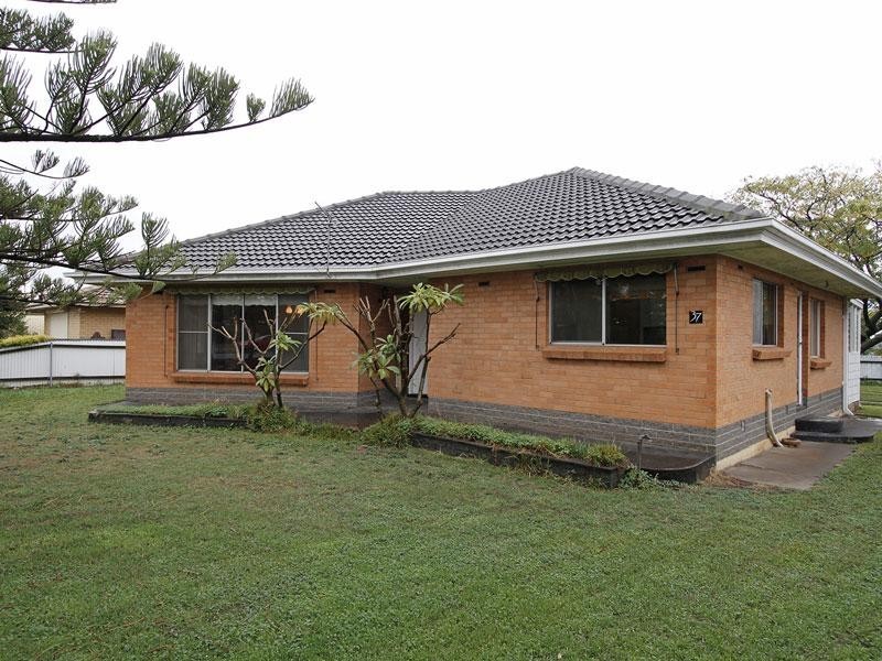 37 Dyson Road, Port Noarlunga SA 5167