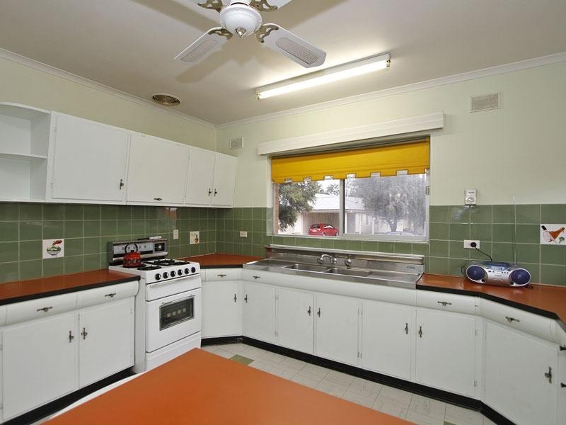 37 Dyson Road, Port Noarlunga SA 5167