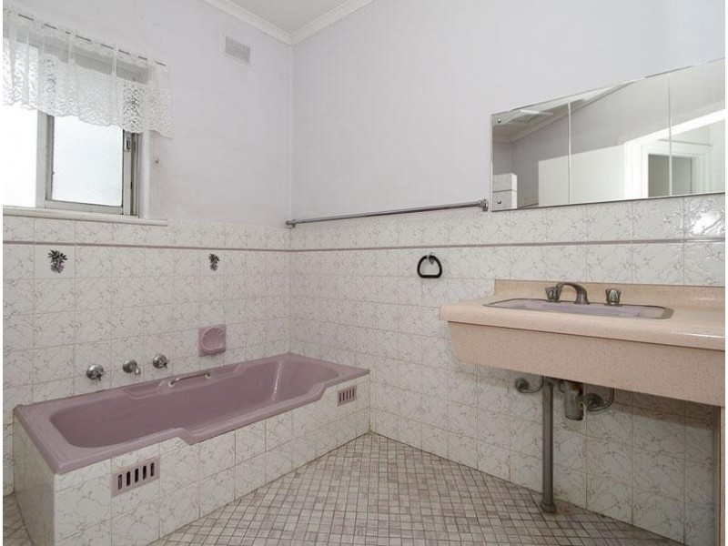37 Dyson Road, Port Noarlunga SA 5167