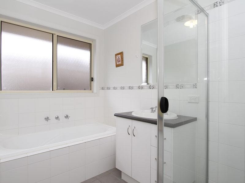 9 McGuire Court, Hackham SA 5163