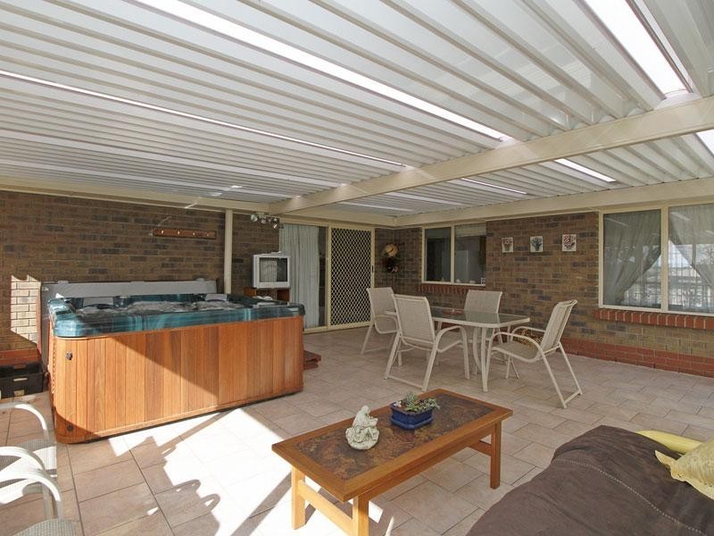 35 Baltimore Avenue, Morphett Vale SA 5162