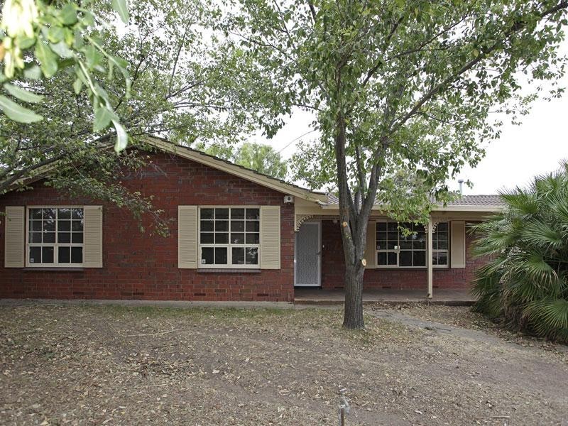 8 Braemar Avenue, Morphett Vale SA 5162