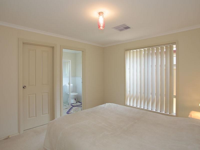 10 Mast Avenue, Seaford Meadows SA 5169