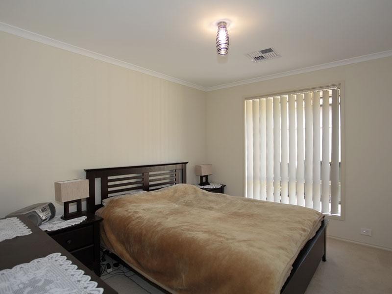 10 Mast Avenue, Seaford Meadows SA 5169