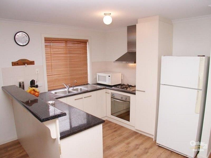 5 Mcguire Court, Hackham SA 5163