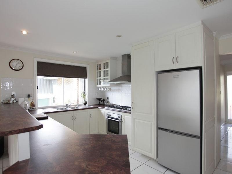 15 Goodrington Way, Moana SA 5169