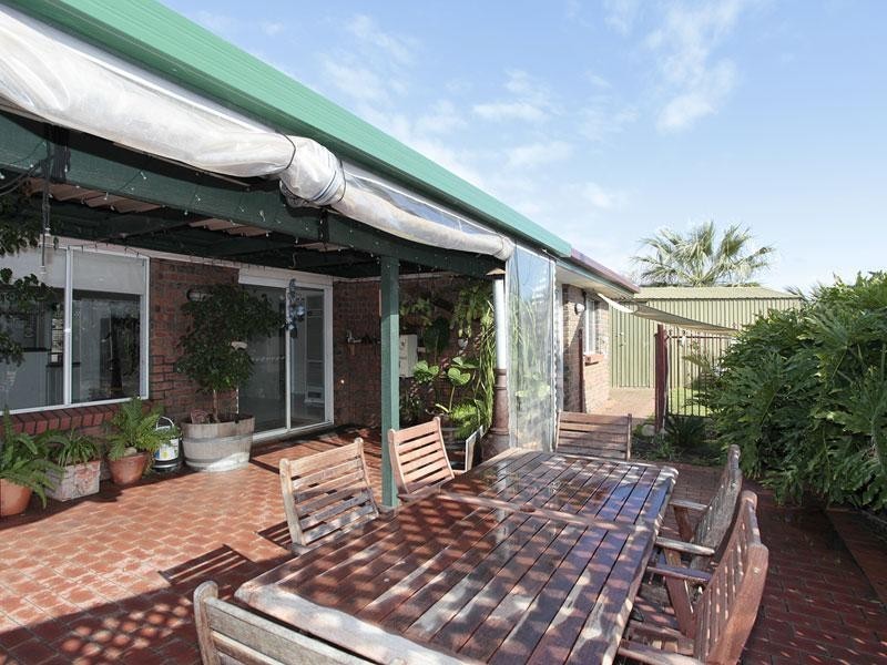 15 Goodrington Way, Moana SA 5169