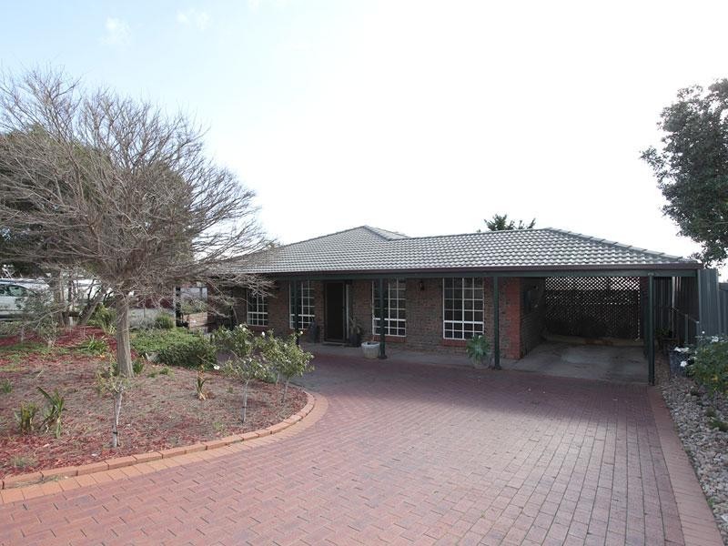 15 Goodrington Way, Moana SA 5169