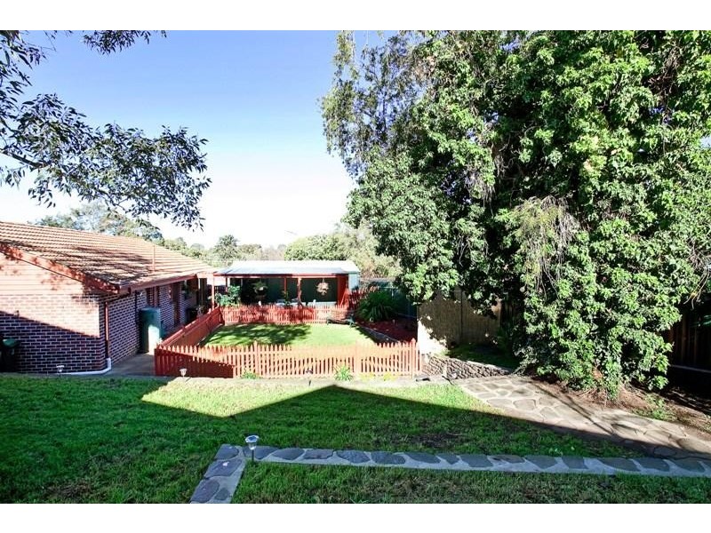 5 Edna Court, Hackham SA 5163
