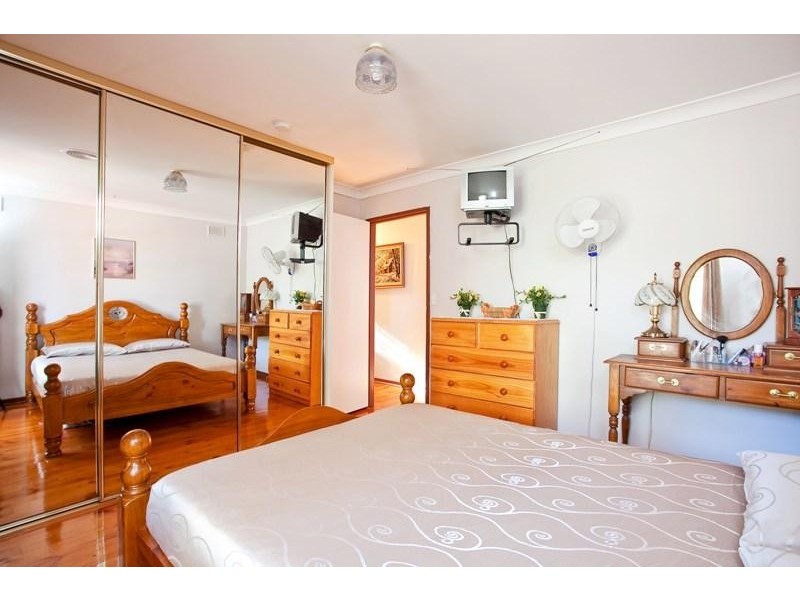 5 Edna Court, Hackham SA 5163