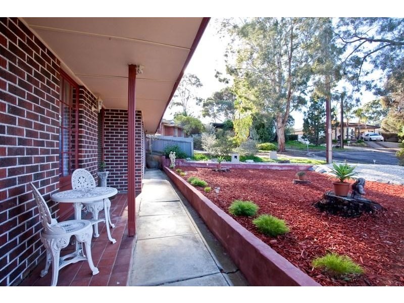 5 Edna Court, Hackham SA 5163