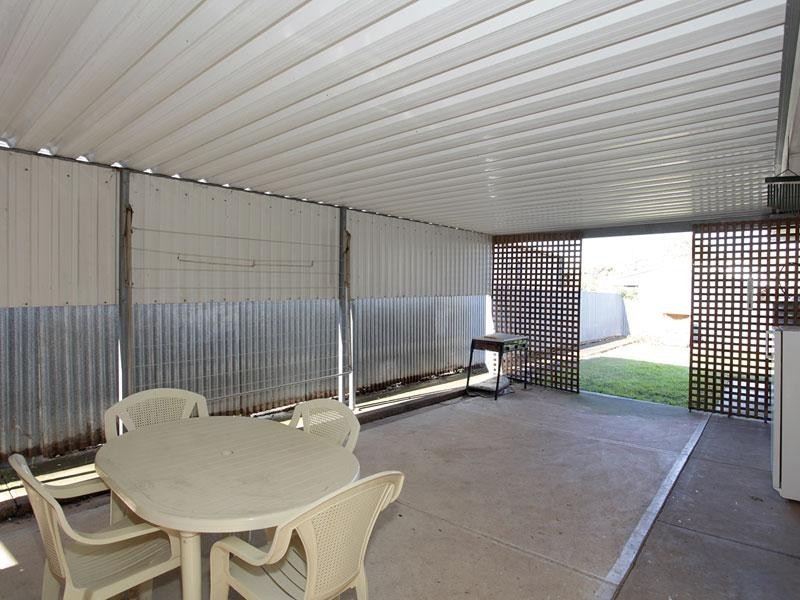 5 Edmund Street, Christie Downs SA 5164