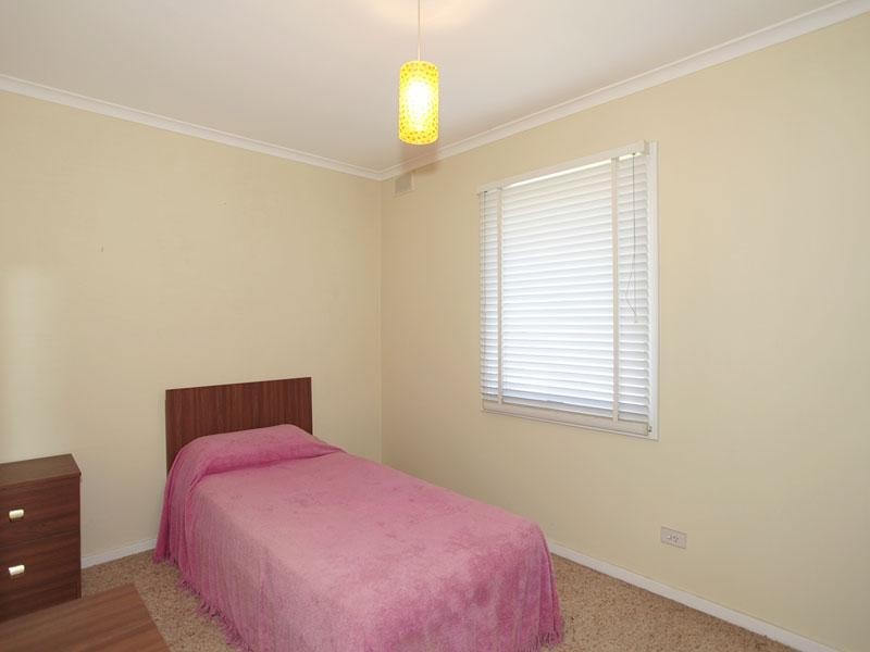5 Edmund Street, Christie Downs SA 5164