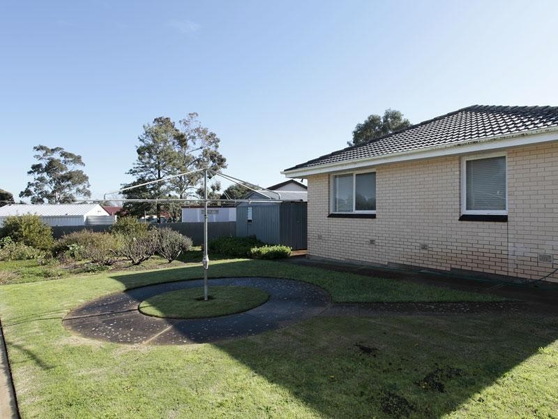 5 Edmund Street, Christie Downs SA 5164