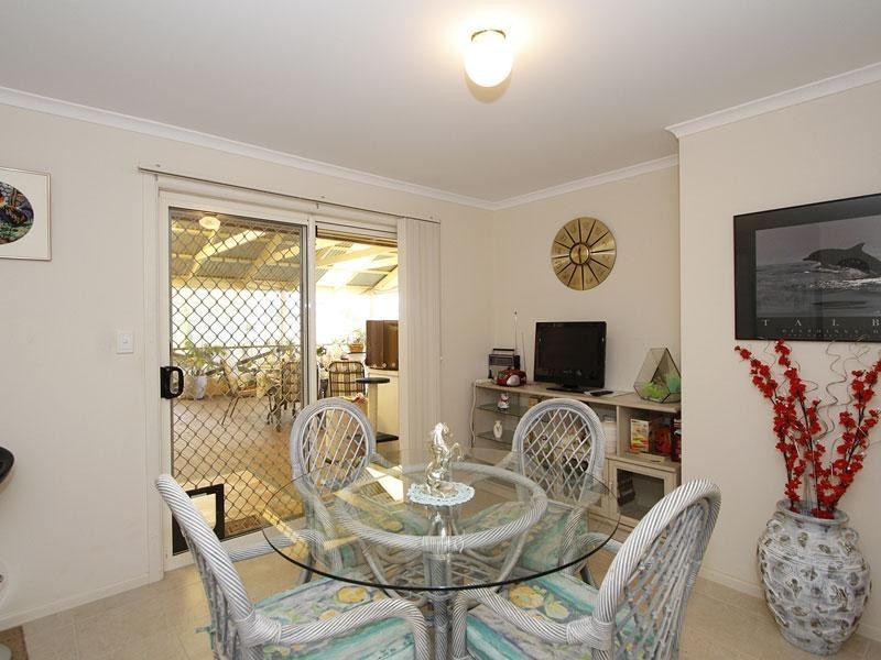 9 Barracoota Crescent, Aldinga Beach SA 5173