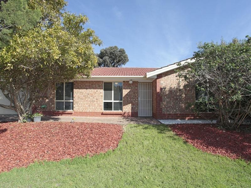 5 Garland Road, Noarlunga Downs SA 5168