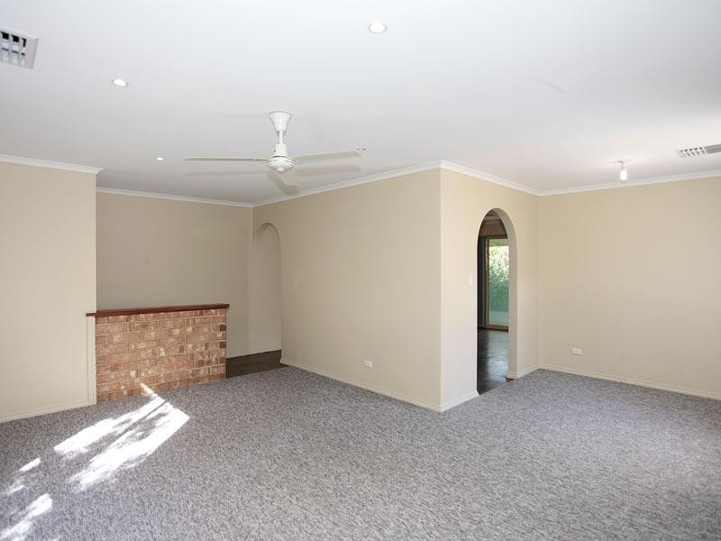 5 Garland Road, Noarlunga Downs SA 5168