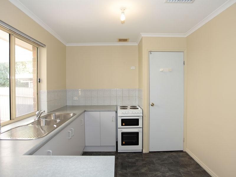 5 Garland Road, Noarlunga Downs SA 5168