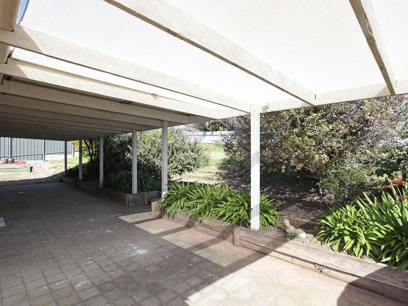 5 Garland Road, Noarlunga Downs SA 5168