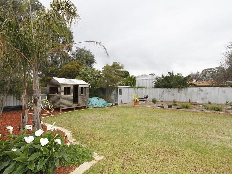 3 Trim Crescent, Old Noarlunga SA 5168