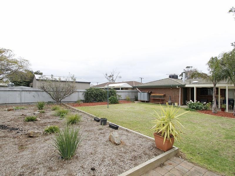 3 Trim Crescent, Old Noarlunga SA 5168