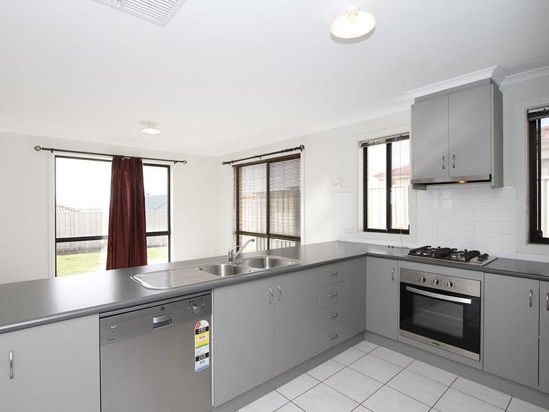 4 Crystal Harmony Court, Sellicks Beach SA 5174