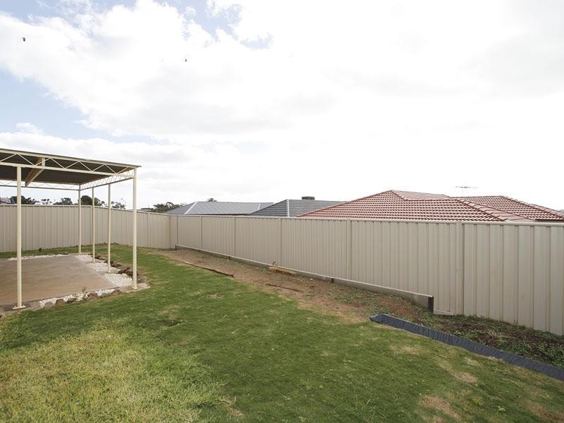4 Crystal Harmony Court, Sellicks Beach SA 5174