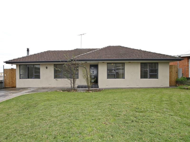 11 Stanley Street, Morphett Vale SA 5162
