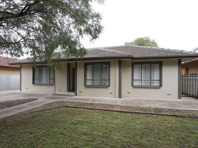 8 Rialto Street, Morphett Vale SA 5162