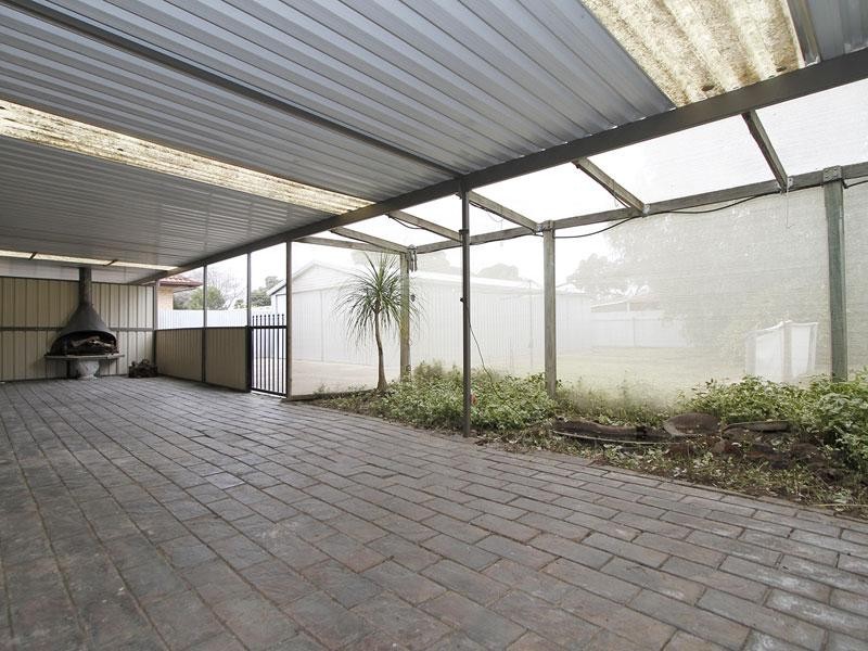 8 Rialto Street, Morphett Vale SA 5162