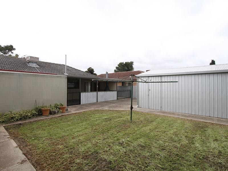 8 Rialto Street, Morphett Vale SA 5162