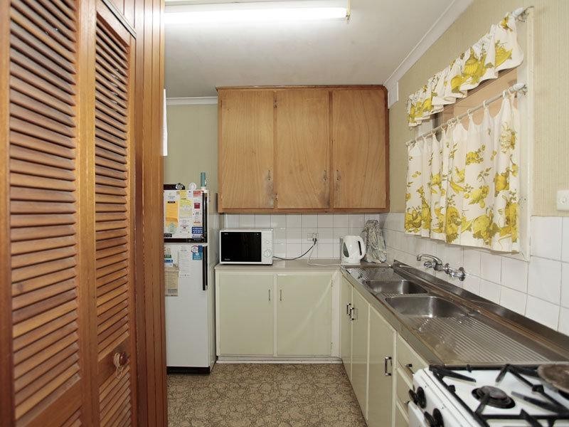 5 Edmund Street, Christie Downs SA 5164
