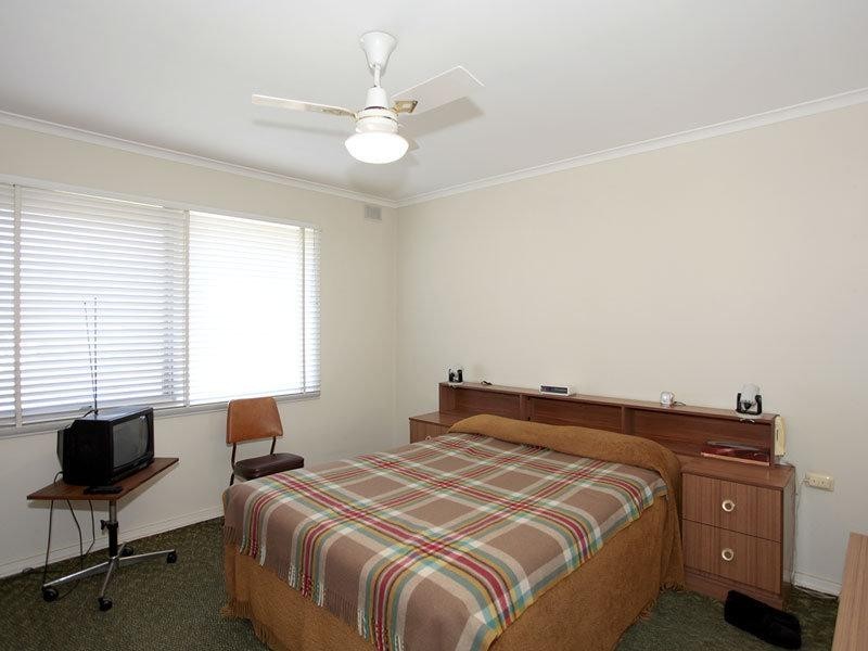 5 Edmund Street, Christie Downs SA 5164