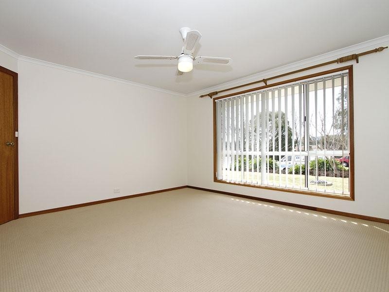40 Sir James Hardy Way, Woodcroft SA 5162