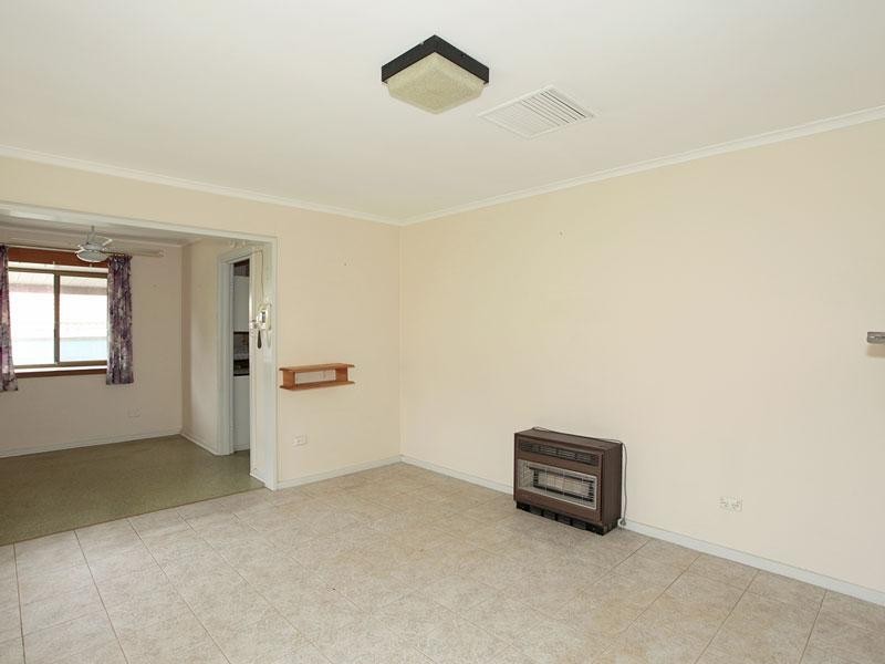 15 Adrian Street, Christie Downs SA 5164