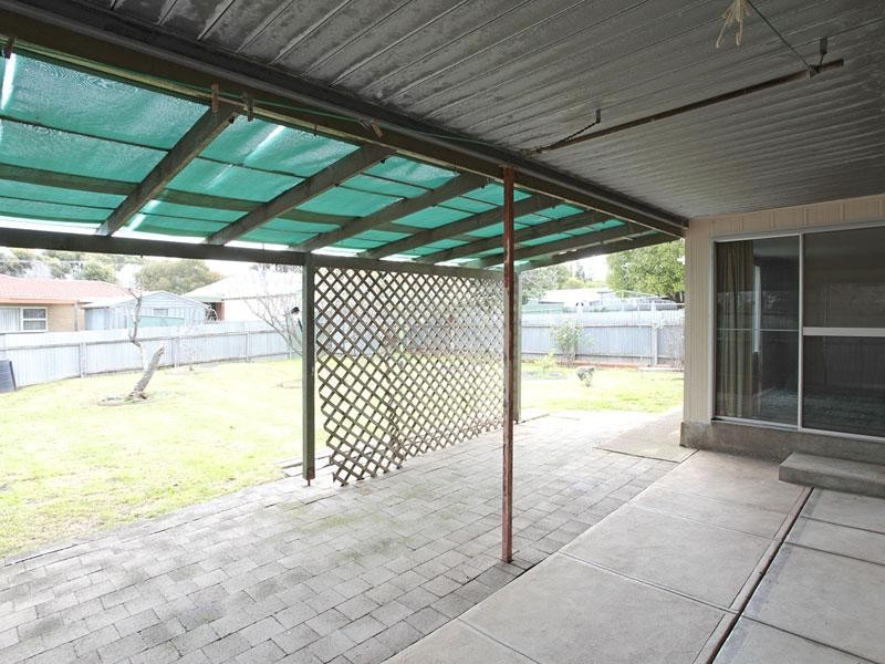 15 Adrian Street, Christie Downs SA 5164