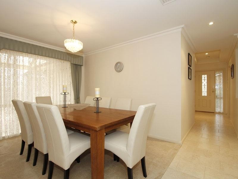 10 Navigator Avenue, Sheidow Park SA 5158