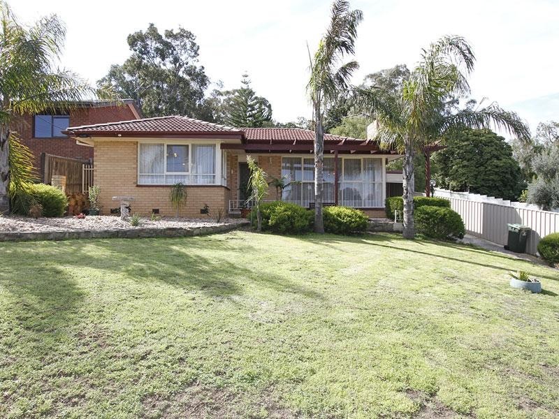 5 Reserve Parade, Morphett Vale SA 5162
